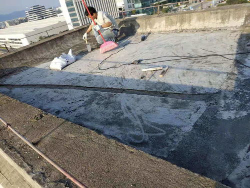 金湾三灶专业卫生间防水补漏,珠海拱北专业屋顶漏水维修公司